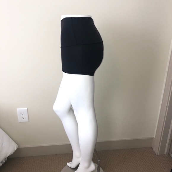 Lululemon Athletica Align Black Shorts - Picture 7 of 12